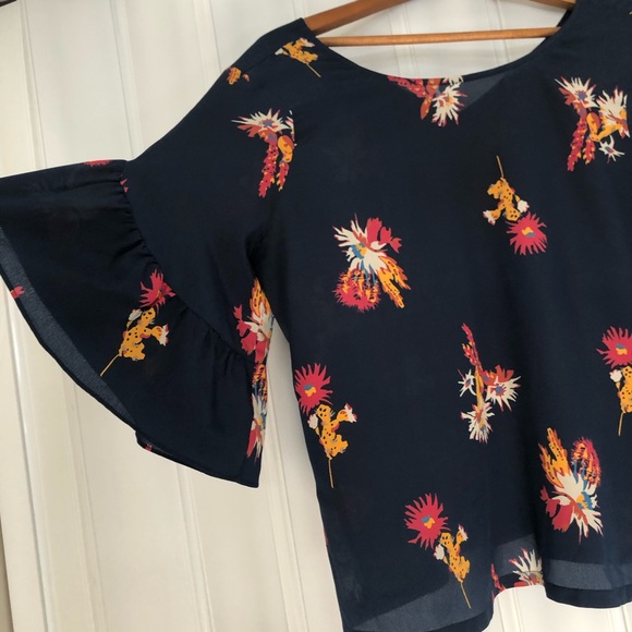 Madewell Silk Ruffle-sleeve in Cactus Flower - Picture 2 of 6